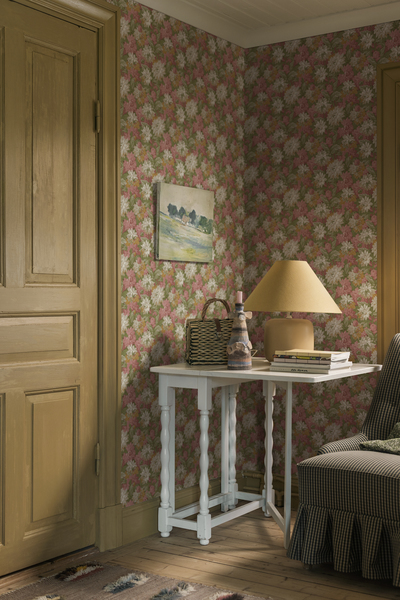 Charm wallp. 8170